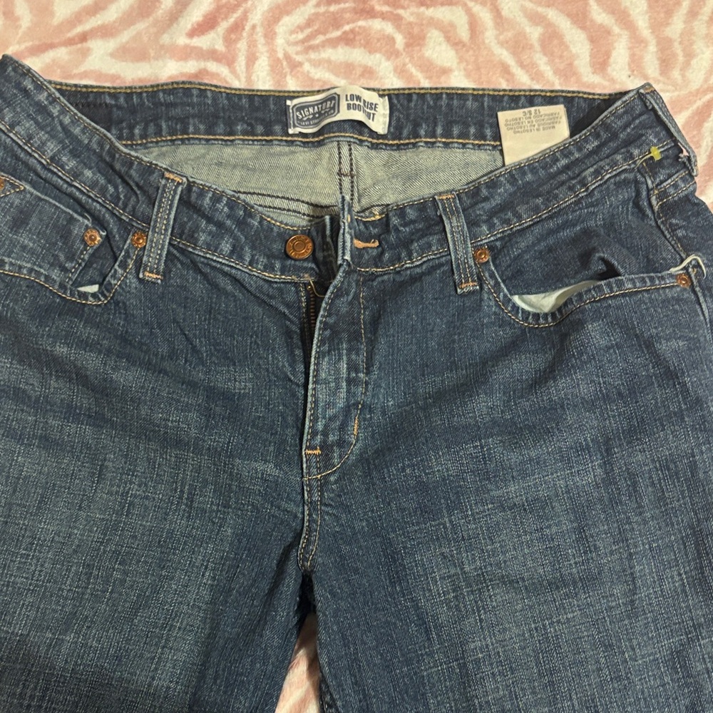 Levi’s signature low rise bootcut jeans